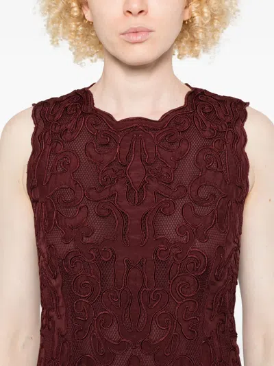 绳结编织褶饰连衣裙