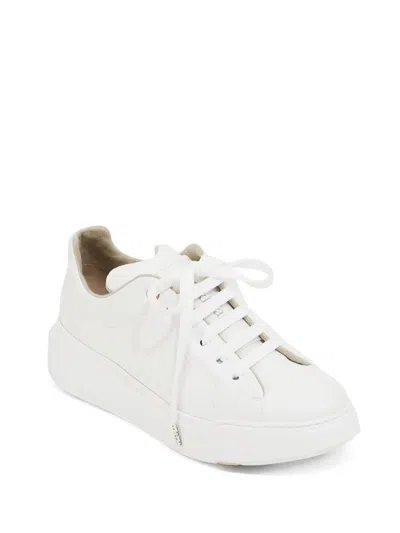 皮质系带运动鞋