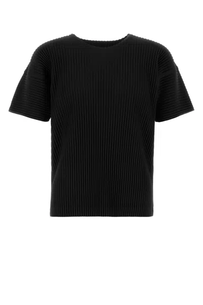 Issey Miyake Textured Pleated T-shirt With Classic Crewneck In Black