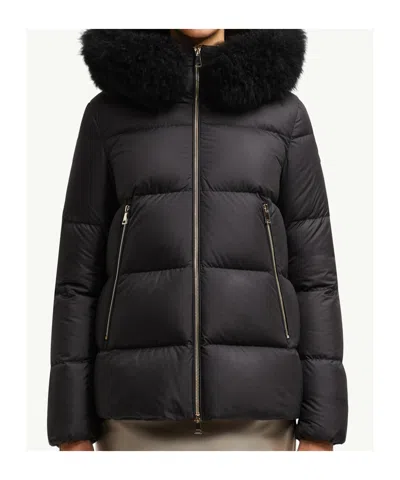 Moncler Laichefur Hooded Shearling-trimmed Short Down Jacket In Black
