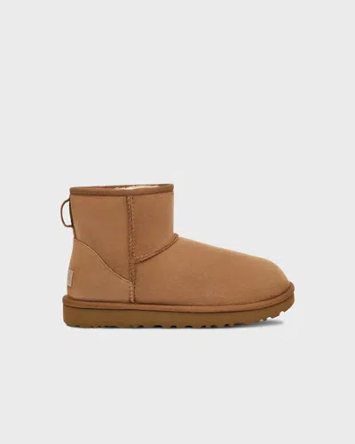 Ugg Mini Classic Ii Beige Pull-on Boots In Suede Woman In Neutral
