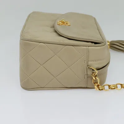 Pre-owned Chanel Camera Beige Leather Shoulder Bag ()