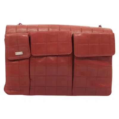 Pre-owned Chanel Chocolate Bar Red Leather Shoulder Bag ()