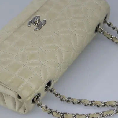 Pre-owned Chanel Single Flap Beige Leather Shoulder Bag ()
