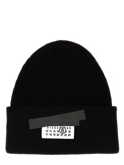 Mm6 Maison Margiela Mm6 By Maison Margiela Ribbed Black Knitted Beanie With Contrasting Logo Patch In Black