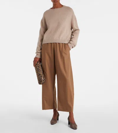 Khaite Margaux Cashmere Crewneck Sweater In Neutral