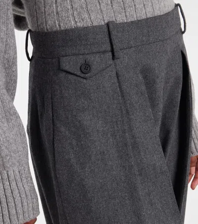 Khaite August Pleated Wool Straight-leg Pants In Gray
