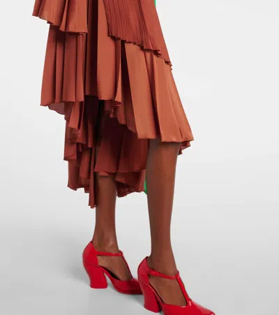 褶裥不对称中长连衣裙