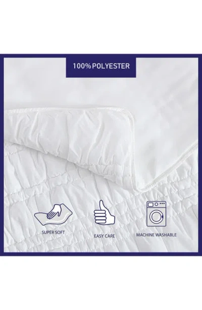 Poppy & Fritz Poppy And Fritz Scrunch Stripe Microfiber Quilt & Shams Set In White