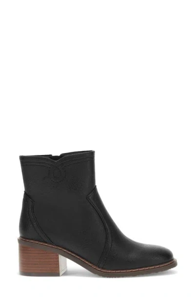 Baretraps Calloway Block Heel Bootie In Black