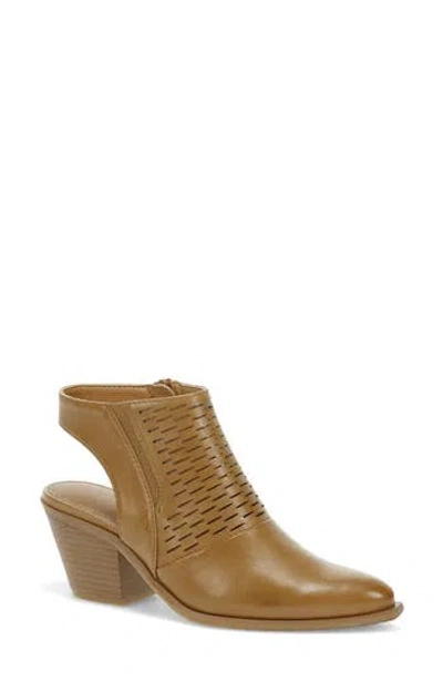 Baretraps Yangley Block Heel Bootie In Brown