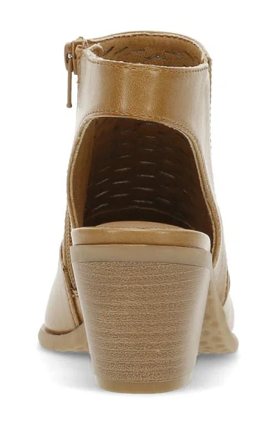 Baretraps Yangley Block Heel Bootie In Brown