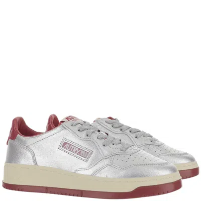 Autry Medalist Low Sneakers In Silver