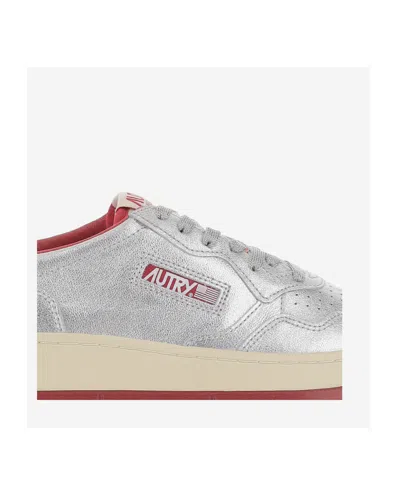 Autry Medalist Low Sneakers In Silver