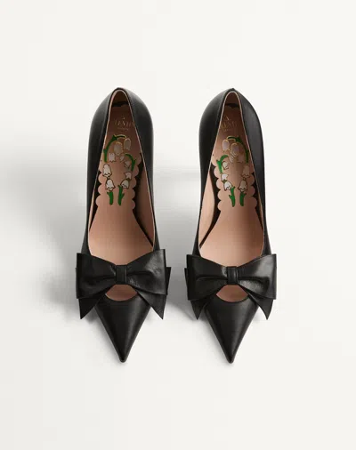 Valentino Garavani Bowow Goatskin Pumps Pointed Toe Heels In Black