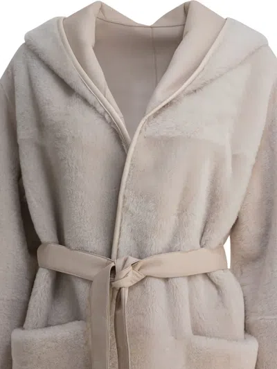 Blancha Hooded Coat With Belted Waist And Pockets In Gray