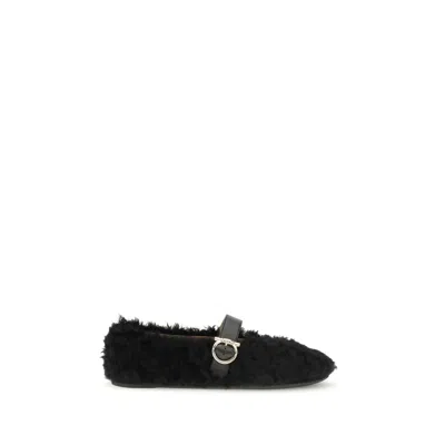 Ferragamo Shearling Ballet Flats In Black