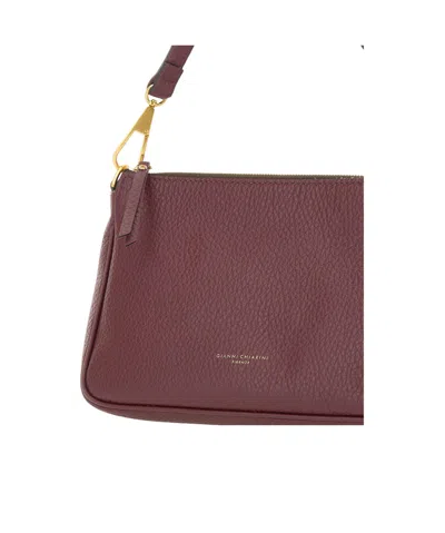 Gianni Chiarini Brooke Shoulder Bag In Burgundy
