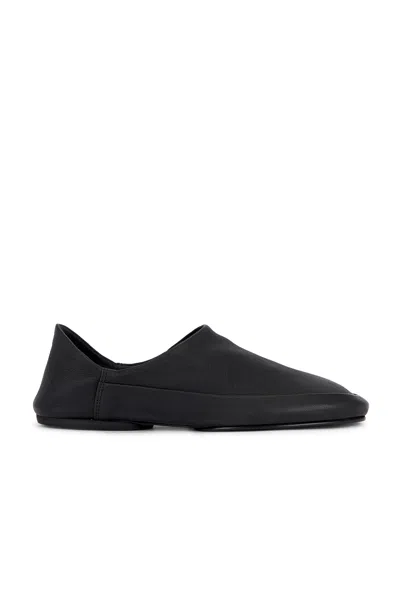 Jude Floor Slipper In Black
