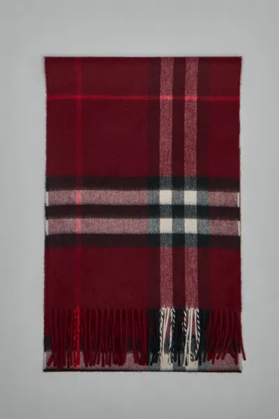 Burberry Check Patterned Cashmere Scarf Fringed Edges In Purple