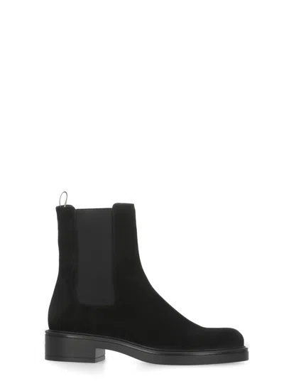 Stuart Weitzman Suede Ankle Boots Block Heel In Black