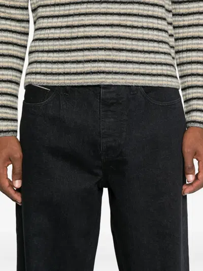 口袋细节牛仔裤