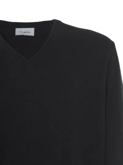 Malo V-neck Cashmere Sweater In Black