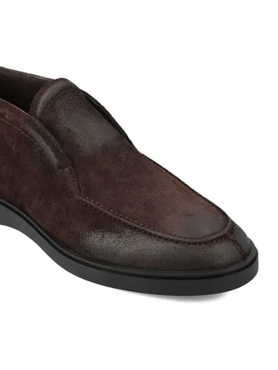 Tagliatore Round Toe Slip-on Loafers In Brown