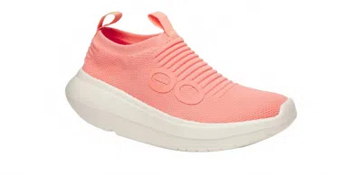 Oofos Women's Oomy Zen Shoe In Coral In Pink