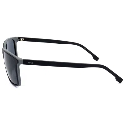 Hugo Boss Grey Rectangular Men's Sunglasses Boss 1556/o/s 0o6w/ir 57 In Black
