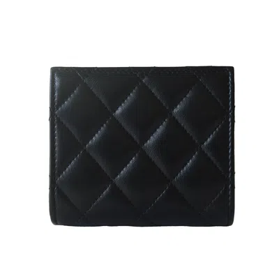 Pre-owned Chanel Cc Quilted Compact Bifold Wallet Black