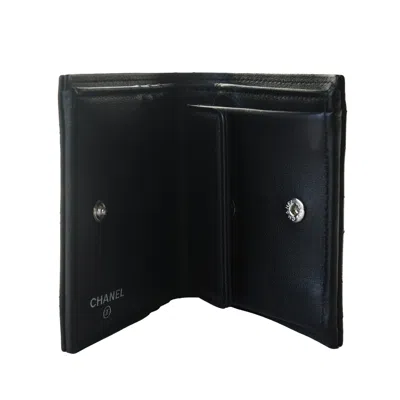 Pre-owned Chanel Cc Quilted Compact Bifold Wallet Black
