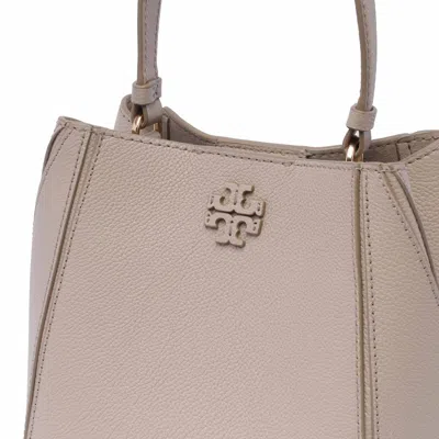 Tory Burch Mcgraw Bucket Bag In Sand