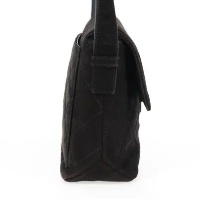 Pre-owned Chanel Flap Bag Black Suede Shoulder Bag ()