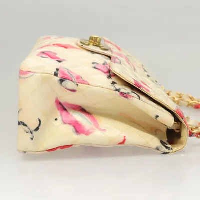 Pre-owned Chanel Flap Bag Ecru Vinyl Shoulder Bag ()