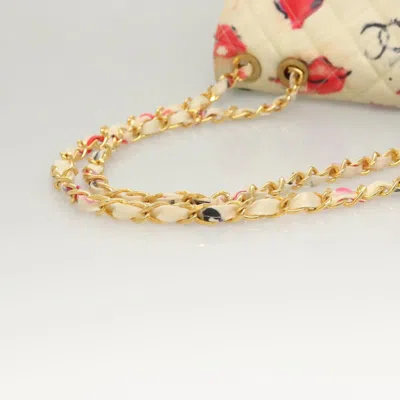 Pre-owned Chanel Flap Bag Ecru Vinyl Shoulder Bag ()