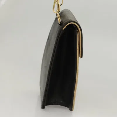 Pre-owned Chanel Phone Case Beige Leather Clutch Bag ()