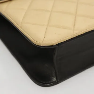 Pre-owned Chanel Phone Case Beige Leather Clutch Bag ()
