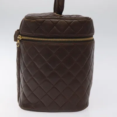 Pre-owned Chanel Vanity Brown Leather Clutch Bag ()