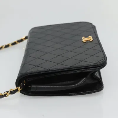 Pre-owned Chanel Wallet On Chain Black Leather Shoulder Bag ()