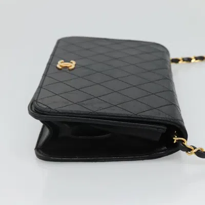Pre-owned Chanel Wallet On Chain Black Leather Shoulder Bag ()