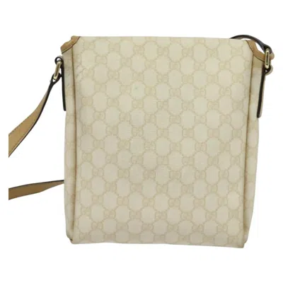 Pre-owned Gucci Gg Canvas White Canvas Shoulder Bag ()