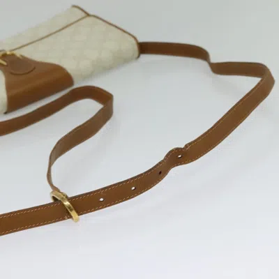 Pre-owned Gucci Gg Canvas White Canvas Shoulder Bag ()
