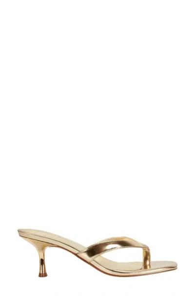 Marc Fisher Ltd Amele Metallic Kitten Thong Slide Sandals In Gold