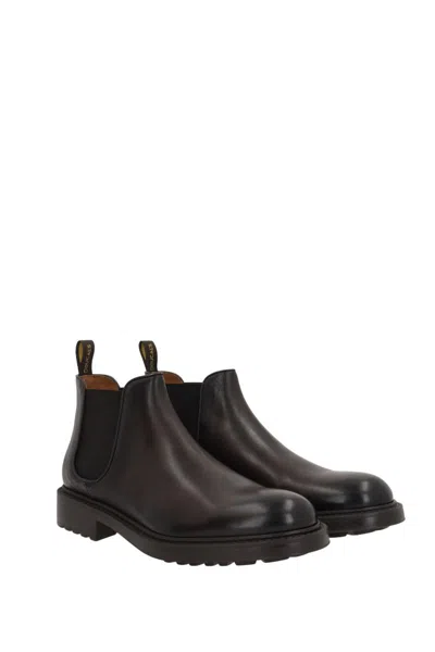 Doucal's Black Leather Ankle Boot In Black