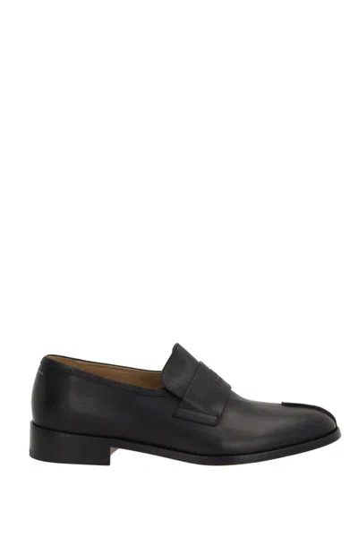 Mm6 Maison Margiela Split-toe Loafers In Black Calf Leather In Black