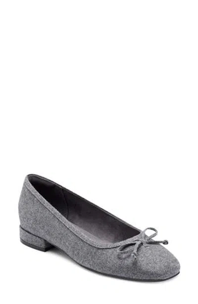 Rockport Sadie Ballet Flat In Gray