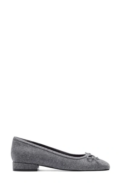 Rockport Sadie Ballet Flat In Gray