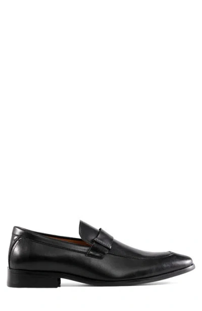 Tommy Hilfiger Shovan Loafer In Black
