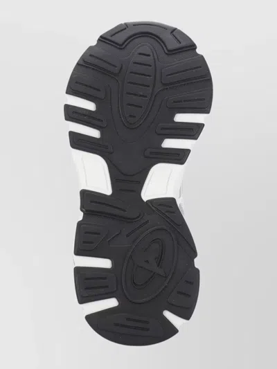 Axel Arigato Ghost Runner Sneakers In White